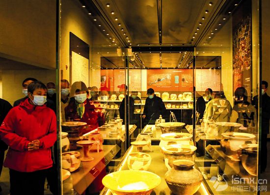 ���^�R�ל������Ļ������^