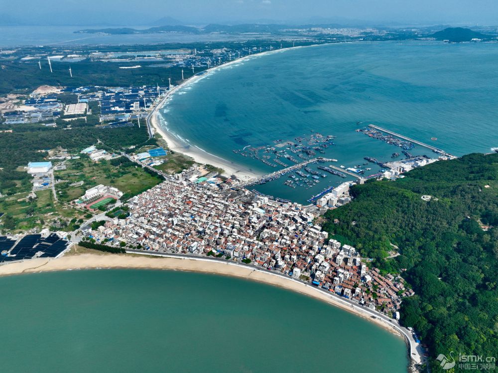 �@��2024��10��16���Ĕz�ĸ���ʡ�����Ж|ɽ�h�ĽǴ壨�o(w��)�˙C(j��)��Ƭ�������A��ӛ�߽��˼t�z